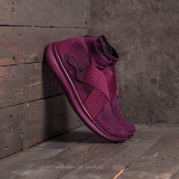 Nike Free RN Motion Flyknit sz 7.5